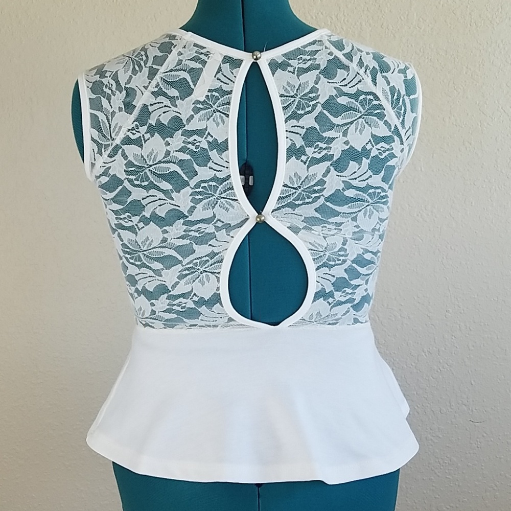 Peplum Blouse Medium - Picture 3 of 7